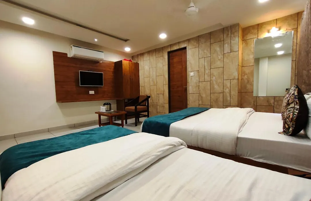 Hotel Kinara-1