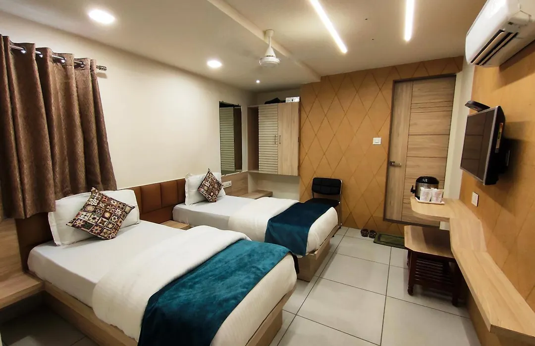 Hotel Kinara-1